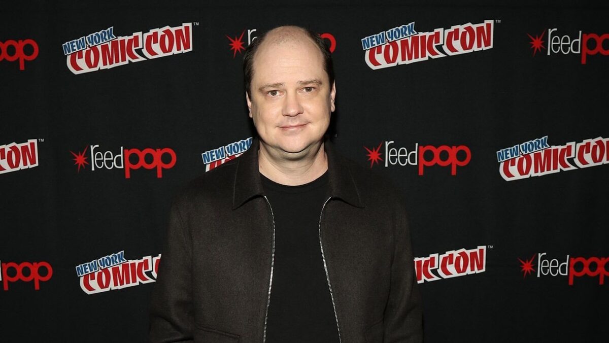 Mike Flanagan Exorcist Scarlett Johansson